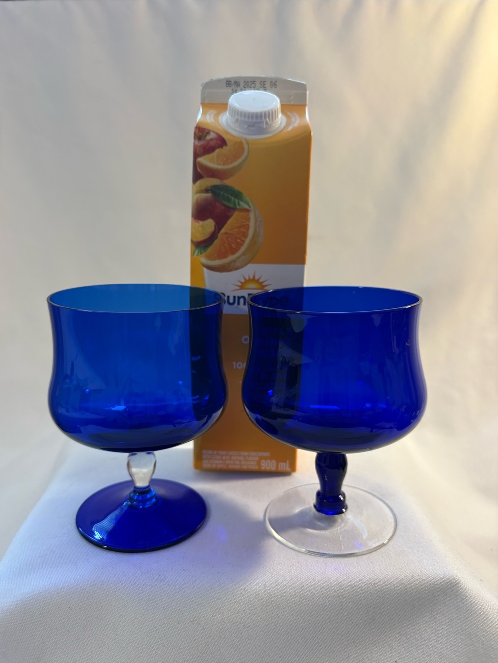 2-cobalt blue footed water goblets